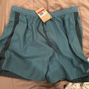 Nike men’s running shorts Size L